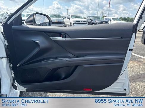 Used 2024 Toyota Camry SE FWD image 26
