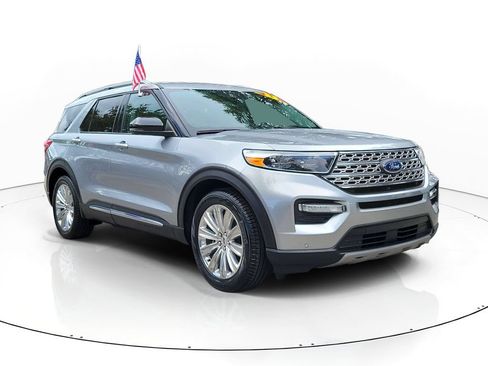 Certified 2023 Ford Explorer Limited w/ Limited Technology Package RWD image 2