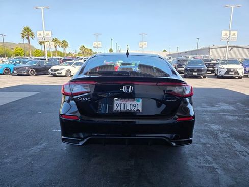 Certified 2025 Honda Civic Sport image 11