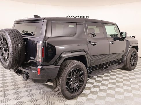 Used 2025 GMC Hummer EV 3X w/ LPO, Illumination Package image 20