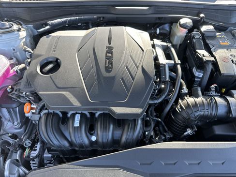 Used 2025 Hyundai Sonata SEL FWD image 10