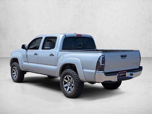 Used 2011 Toyota Tacoma PreRunner w/ SR5 Pkg #2 RWD image 7