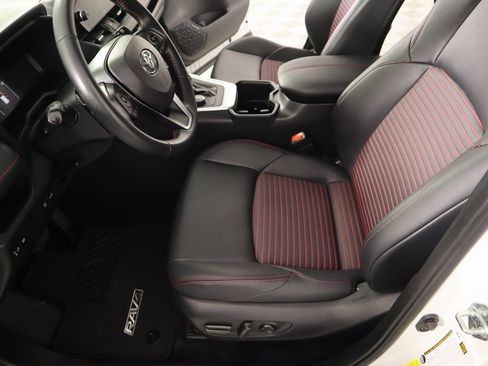 Used 2024 Toyota RAV4 XSE image 11