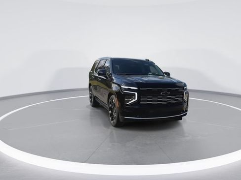 Used 2025 Chevrolet Tahoe High Country AWD/4WD image 2