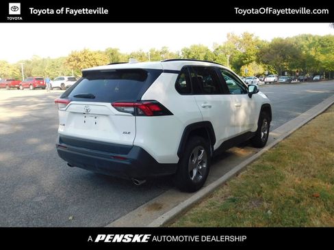 Used 2025 Toyota RAV4 XLE FWD image 4