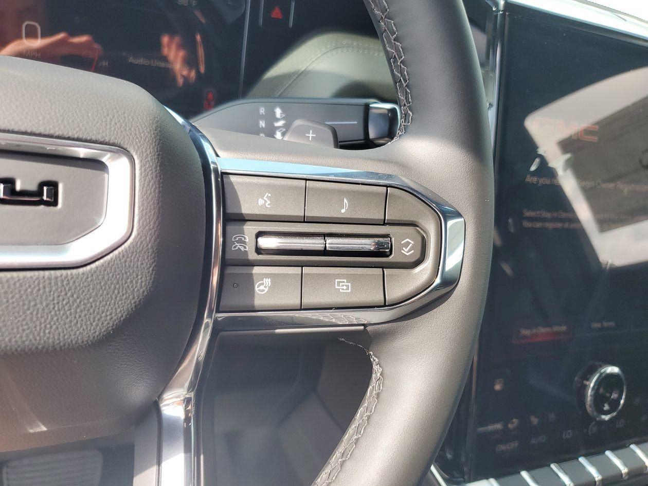 New 2026 GMC Yukon Denali RWD image 27
