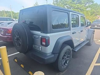 Used 2024 Jeep Wrangler Unlimited Sport AWD/4WD video 3