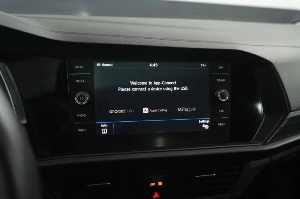 Used 2019 Volkswagen Jetta SEL FWD image 21
