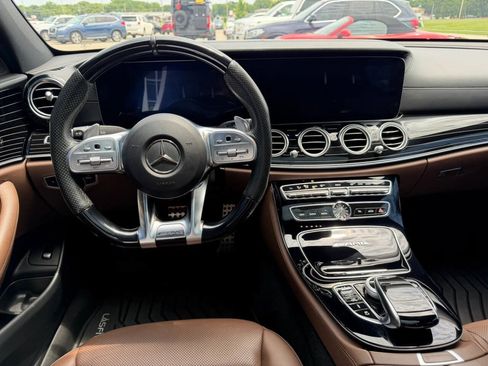 Used 2019 Mercedes-Benz E 63 AMG S image 18