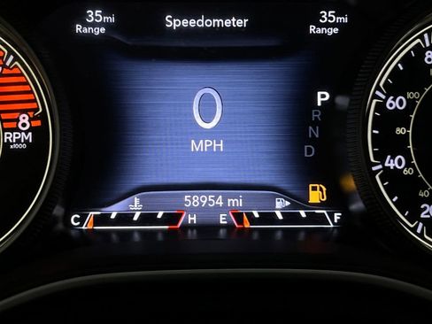 Used 2021 Jeep Cherokee Trailhawk w/ Comfort/Convenience Group AWD/4WD image 18