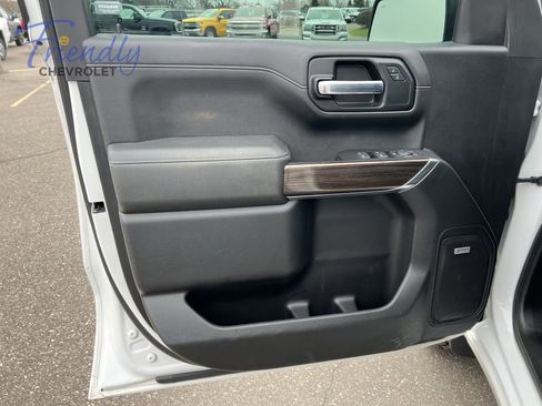 Used 2020 Chevrolet Silverado 1500 LT Trail Boss AWD/4WD image 15