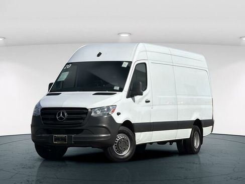 Used 2020 Mercedes-Benz Sprinter 3500 image 2
