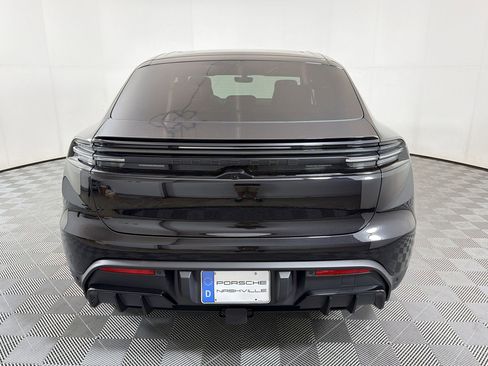Used 2026 Porsche Macan GTS Electric AWD/4WD image 11