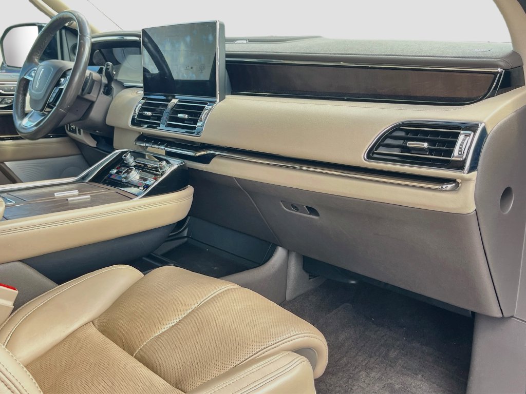 Used 2022 Lincoln Navigator L Reserve AWD/4WD image 33