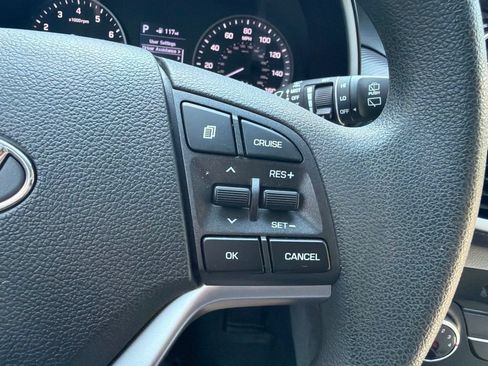 Used 2021 Hyundai Tucson Value AWD/4WD image 32
