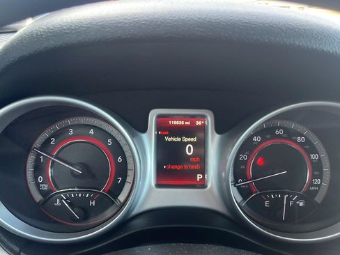 Used 2019 Dodge Journey SE image 6