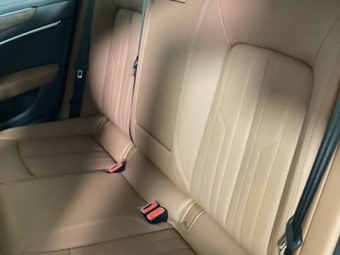 Used 2025 Audi A6 Premium Plus w/ Premium Plus Package image 11