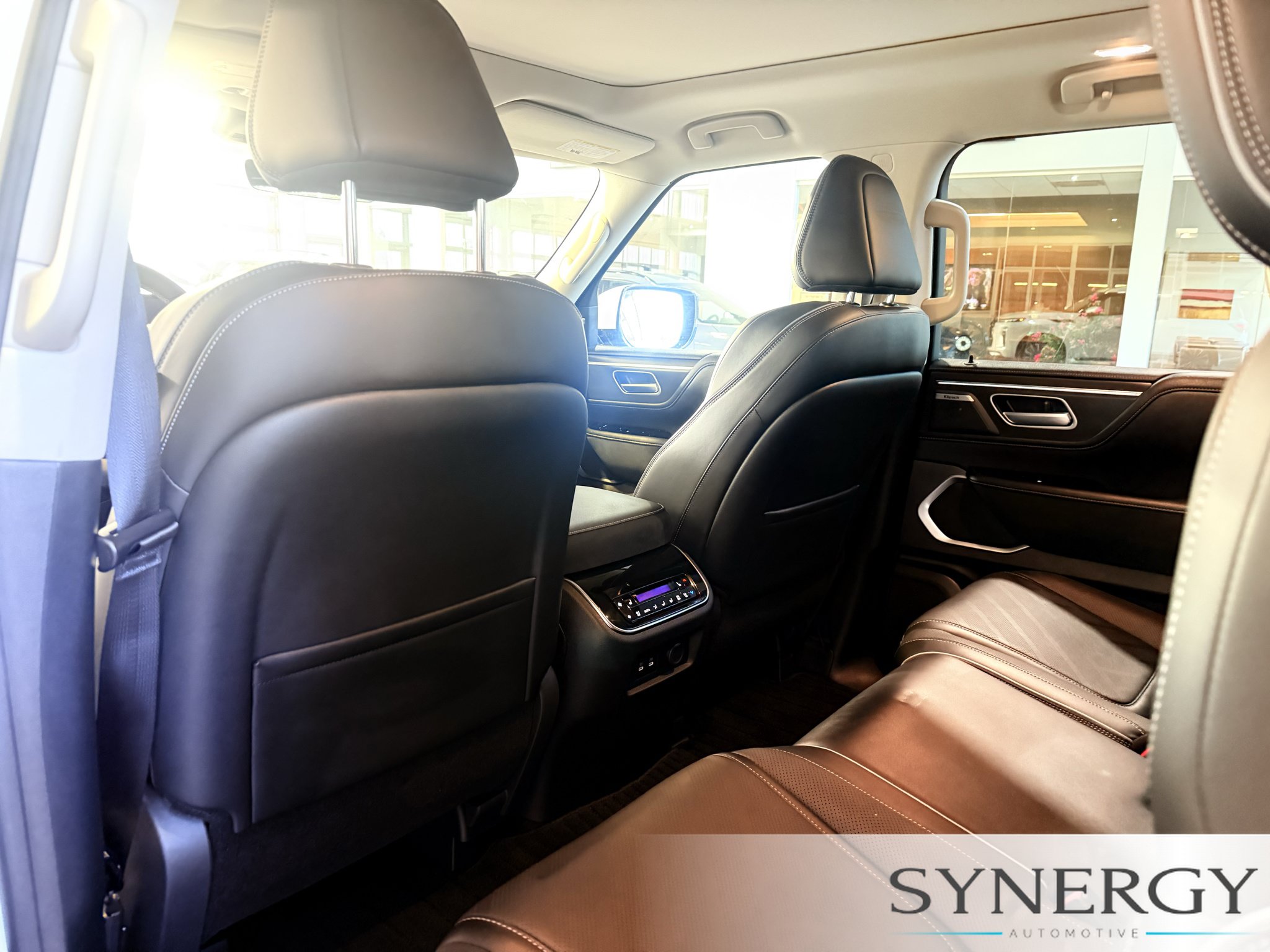 Certified 2026 INFINITI QX80 Luxe w/ Cargo Package AWD/4WD image 28