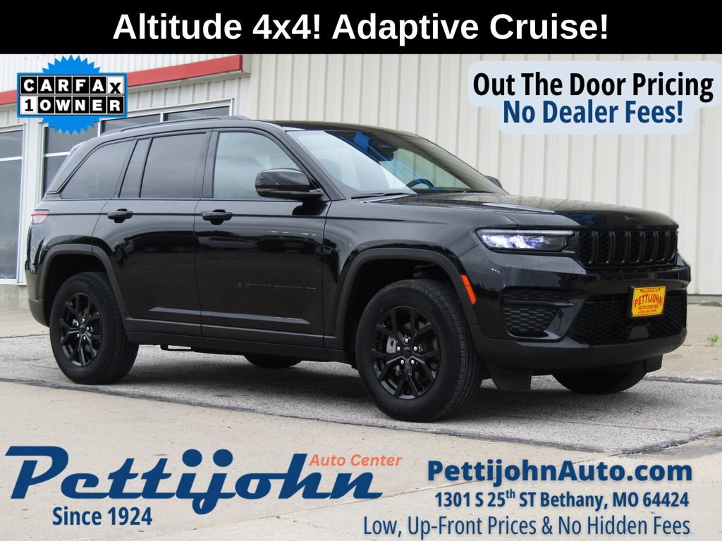 Used 2025 Jeep Grand Cherokee Altitude AWD/4WD image 1