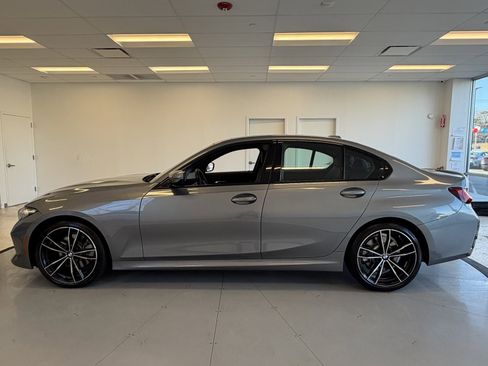 Used 2023 BMW 330i xDrive Sedan w/ M Sport Package image 4