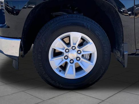 Used 2023 Chevrolet Silverado 1500 LT w/ Protection Package AWD/4WD image 11