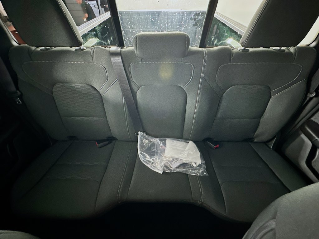 New 2026 RAM 1500 Express AWD/4WD image 10
