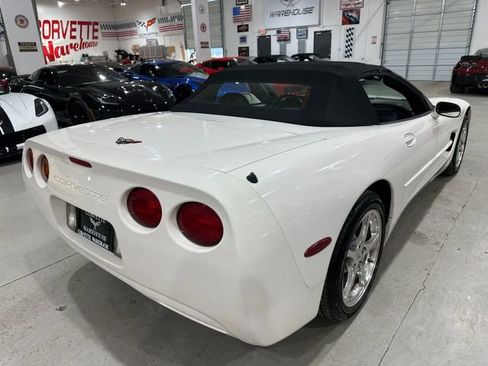 Used 2001 Chevrolet Corvette Convertible w/ Preferred Equipment Group2 image 6