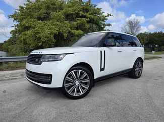 Used 2023 Land Rover Range Rover SE video 1