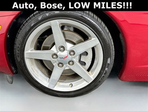 Used 2005 Chevrolet Corvette Coupe w/ Preferred Equipment Group image 8