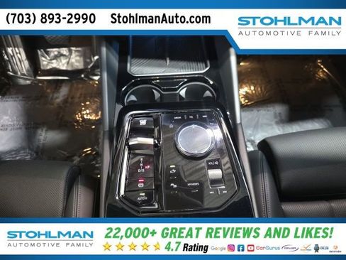 Used 2024 BMW 530i xDrive w/ Premium Package image 22