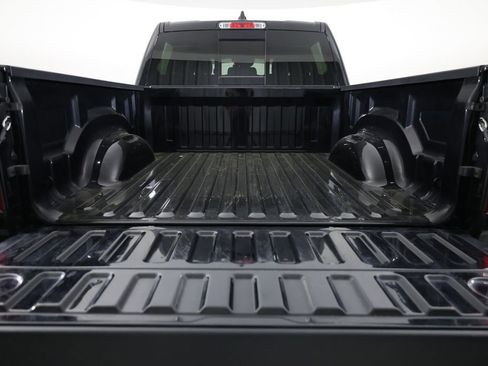 Used 2023 RAM 1500 Laramie AWD/4WD image 7