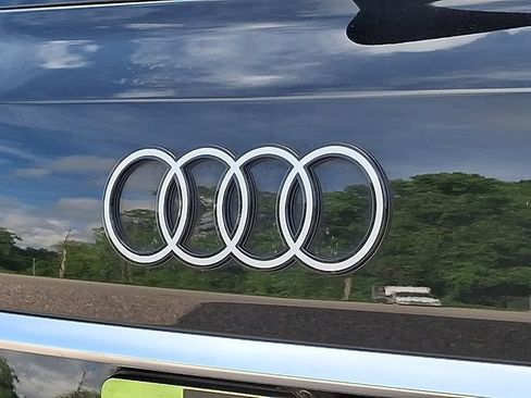 Used 2025 Audi Q7 2.0T Premium Plus AWD/4WD image 38