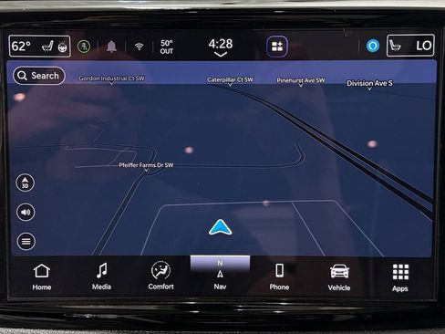 Used 2023 Chrysler Pacifica Limited FWD image 21