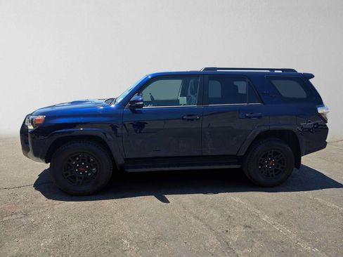 Used 2024 Toyota 4Runner TRD Off-Road Premium w/ Moonroof Package AWD/4WD image 6