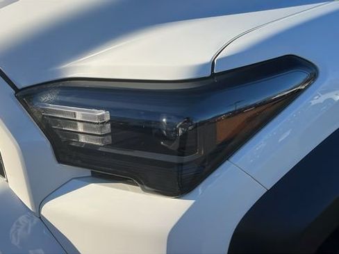 Used 2025 Toyota 4Runner TRD Off-Road Premium image 4