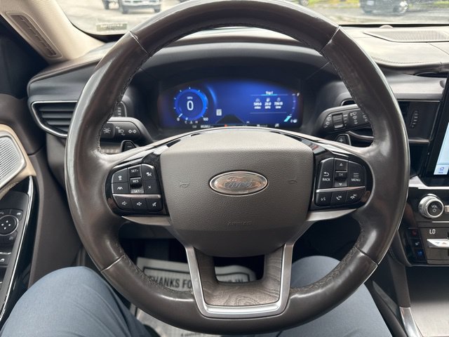 Used 2021 Ford Explorer Platinum w/ Equipment Group 601A AWD/4WD image 14