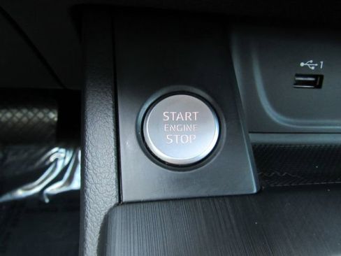 Used 2019 Audi A4 2.0T Premium w/ Convenience Package image 50