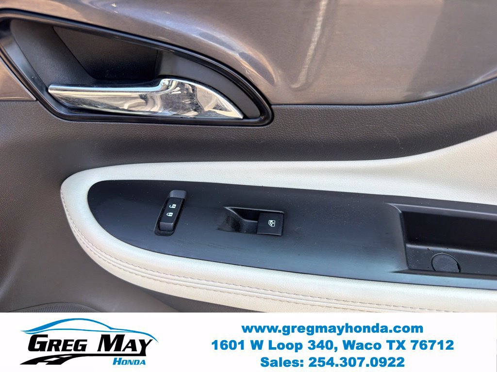 Used 2022 Buick Encore Preferred w/ Safety Package AWD/4WD image 30