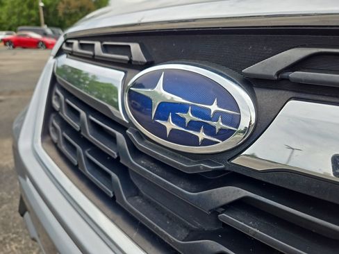 Used 2018 Subaru Forester 2.5i Limited AWD/4WD image 5