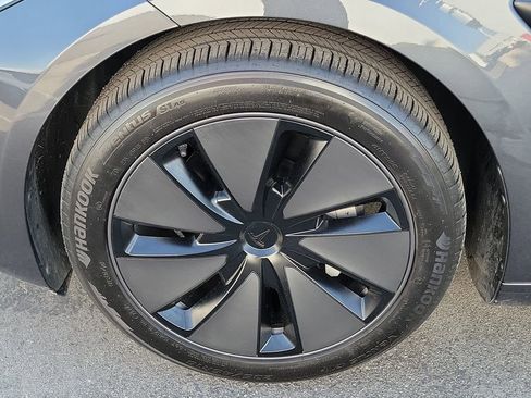 Used 2025 Tesla Model 3 RWD image 23