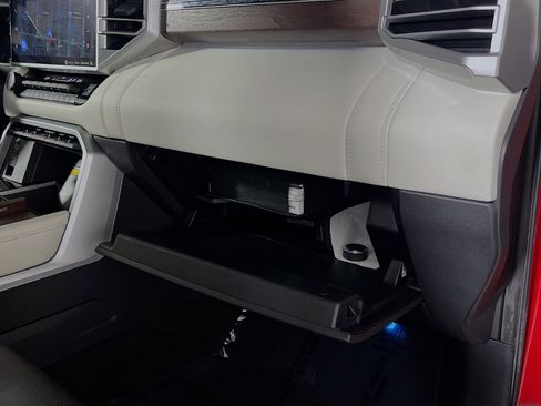 Used 2023 Toyota Sequoia Capstone AWD/4WD image 35