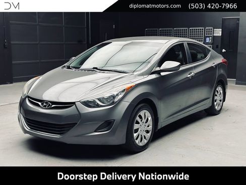 Used 2013 Hyundai Elantra GLS FWD image 1