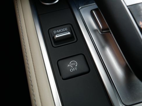Used 2023 INFINITI QX60 Pure AWD/4WD image 32