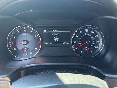 Used 2023 Kia Forte GT-Line w/ GT-Line Premium Package FWD image 3