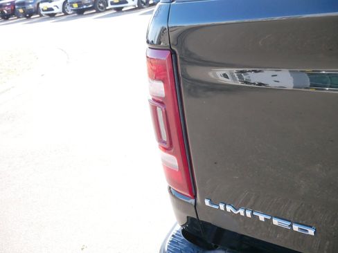 Used 2022 RAM 1500 Limited image 17