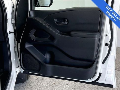 Used 2025 Nissan Frontier S image 26