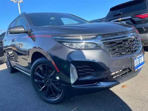 Certified 2023 Chevrolet Equinox RS w/ RS Leather Package image 3