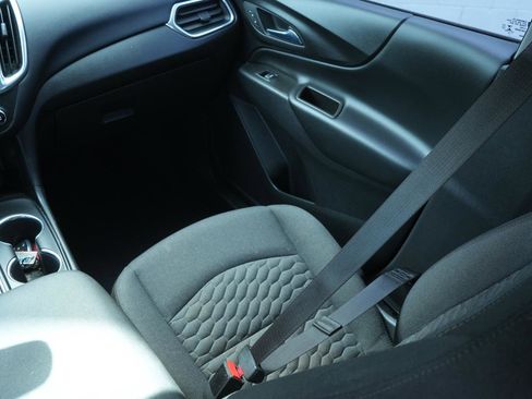 Used 2020 Chevrolet Equinox LT image 10