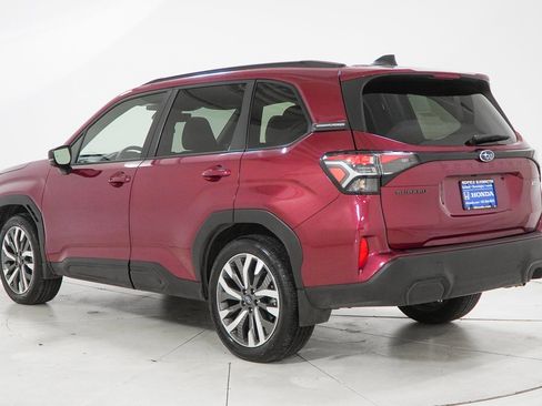 Used 2025 Subaru Forester Touring image 7