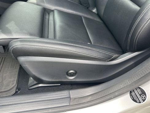 Used 2018 Mercedes-Benz CLA 250 image 11